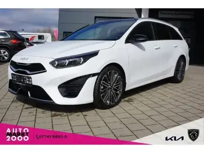Neu Kia Ceed Sportswagon GT-Line 140 PS (102 kW) 2025 Weiss Kombi