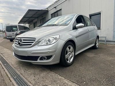 Gebraucht Mercedes B200 140 PS (102 kW) 2005 Silber Van / Kleinbus