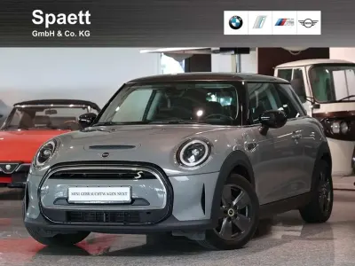 Gebraucht Mini Cooper SE Hatch 135 kW (184 PS) 2022 Moonwalk grey Kleinwagen