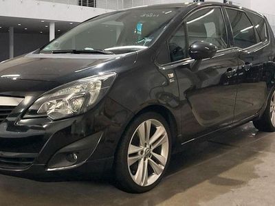 Gebraucht Opel Meriva 140 PS (102 kW) 2012 Schwarz Van / Kleinbus