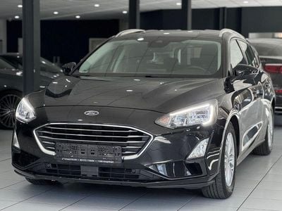 Gebraucht Ford Focus Titanium 120 PS (88 kW) 2020 Schwarz Kombi