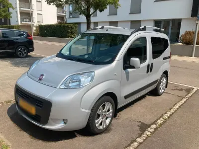 Gebraucht Fiat Qubo Trekking 95 PS (69 kW) 2014 Silber Van / Kleinbus