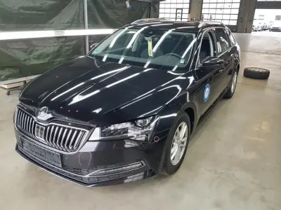 Gebraucht Skoda Superb Premium Edition 150 PS (110 kW) 2023 Schwarz Limousine