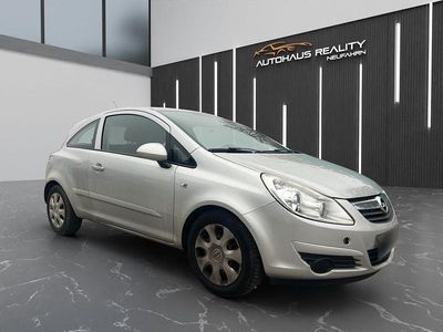 Gebraucht Opel Corsa Catch Me 80 PS (58 kW) 2007 Starsilber iii m2 Limousine