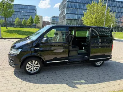 Gebraucht VW Multivan Highline 204 PS (150 kW) 2016 Schwarz Van / Kleinbus
