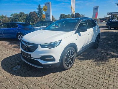 Second-hand Opel Grandland X Ultimate 200 CP (147 kW) 2020 Alb SUV