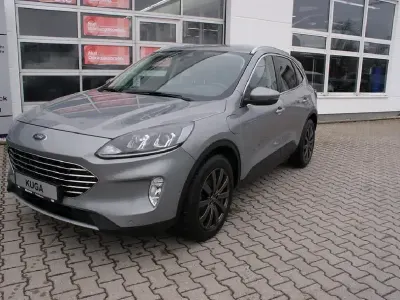 Używany Ford Kuga Titanium 152 KM (111 kW) 2020 Srebrny SUV
