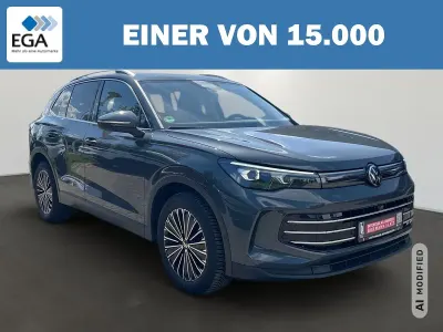 Gebraucht VW Tiguan Elegance 150 PS (110 kW) 2024 Grau metallic SUV