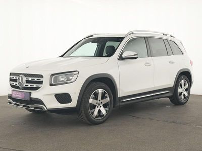 Mercedes GLB220
