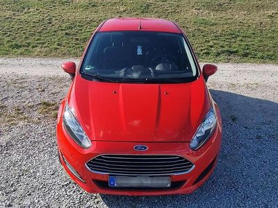 Gebraucht Ford Fiesta SYNC Edition 80 PS (58 kW) 2013 Rot Kleinwagen