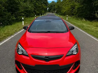 Gebraucht Opel Astra GTC OPC 280 PS (205 kW) 2017 Rot