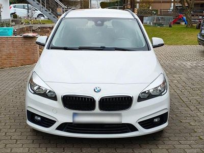 Usata BMW 218 Active Tourer Sport Line 150 CV (110 kW) 2014 Bianco Monovolume