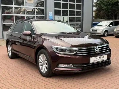 Gebraucht VW Passat 150 PS (110 kW) 2017 Rot Kombi