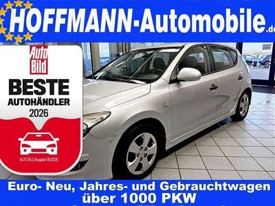 Gebraucht Hyundai i30 Classic 90 PS (66 kW) 2011 Silbermet. (metallic) Limousine