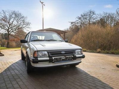 Weiß Gebraucht 1983 Ford Escort Cabriolet Cabrio | 6.000 €