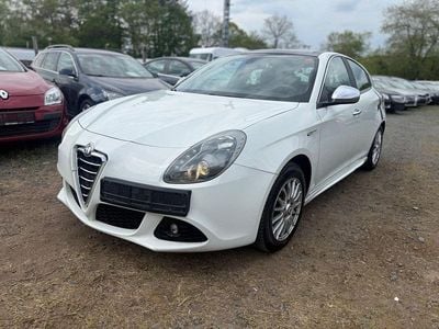 Second-hand Alfa Romeo Giulietta Turismo 105 CP (77 kW) 2011 Alb Hatchback