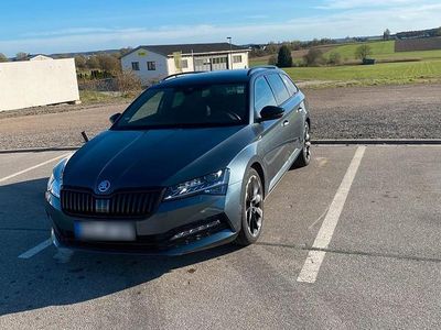 Gebraucht Skoda Superb SportLine 200 PS (147 kW) 2021 Grau Kombi