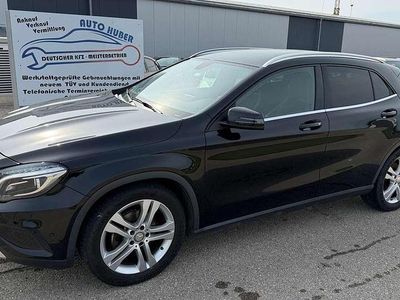 Second-hand Mercedes GLA200 136 CP (100 kW) 2015 Negru SUV