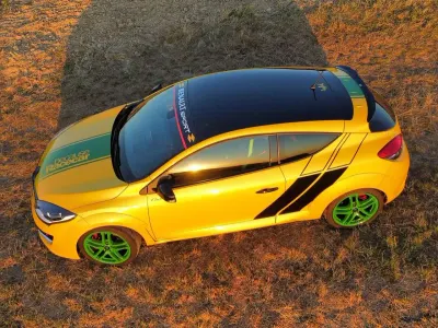 Gebraucht Renault Mégane Coupé R.S. 273 PS (200 kW) 2016 Gelb Coupé