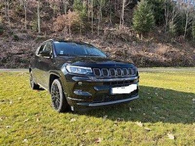 Schwarz Gebraucht 2023 Jeep Compass Overland SUV | 29.900 € (Etwas zu teuer)