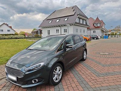 Usata Ford S-MAX S 241 CV (177 kW) 2016 Verde Monovolume
