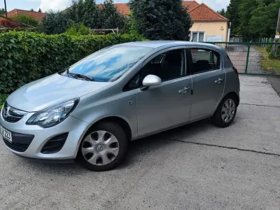 Gebraucht Opel Corsa 87 PS (63 kW) 2013 Silber Kleinwagen
