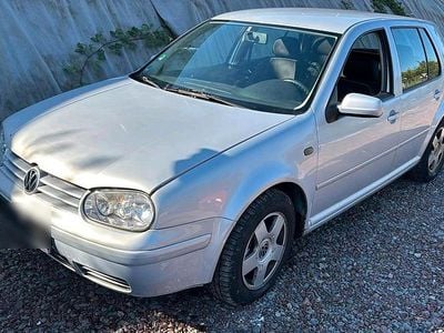 VW Golf IV