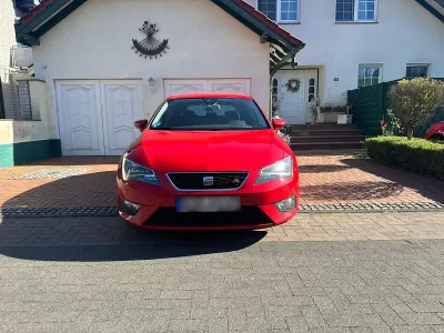 Usata Seat Leon FR 150 CV (110 kW) 2013 Rosso Utilitaria