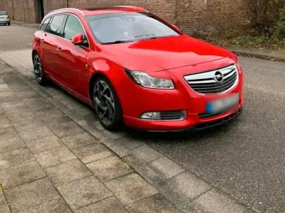 Gebraucht Opel Insignia OPC 160 PS (117 kW) 2013 Rot Kombi
