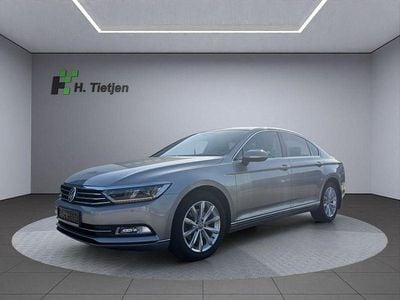 Gebraucht VW Passat Highline 150 PS (110 kW) 2017 Silber Limousine