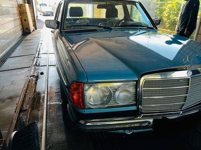 Gebraucht Mercedes 230 1980 Blau Limousine