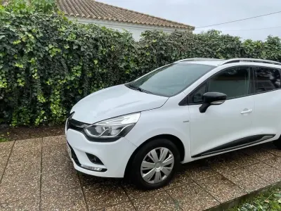 Usata Renault Clio GrandTour LIMITED 75 CV (55 kW) 2018 Bianco Station wagon