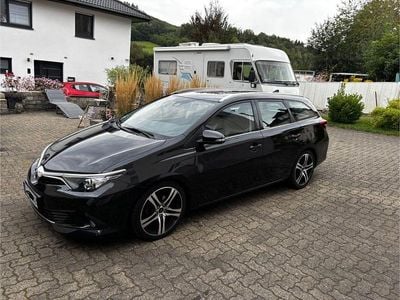 Toyota Auris Touring Sports