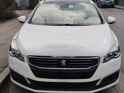 Gebraucht Peugeot 508 SW Allure 163 PS (119 kW) 2015 Weiß Kombi
