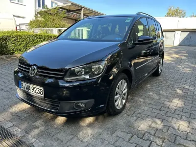 Gebraucht VW Touran Highline 105 PS (77 kW) 2011 Schwarz Van / Kleinbus