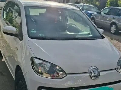 Gebraucht VW up! 68 PS (50 kW) 2016 Weiß Kleinwagen