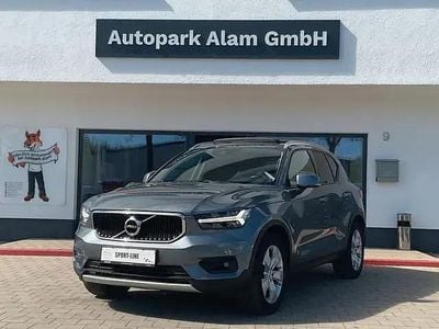 Usata Volvo XC40 Momentum 190 CV (139 kW) 2018 Grigio SUV
