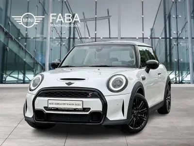 Gebraucht Mini Cooper S Hatch 178 PS (130 kW) 2023 Weiß Kleinwagen