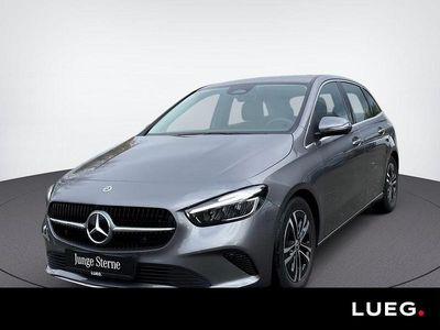Gebraucht Mercedes B200 Advanced 163 PS (119 kW) 2024 Metalliclack mountaingrau Van / Kleinbus