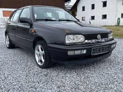 Gebraucht VW Golf III 90 PS (66 kW) 1996 Schwarz Limousine