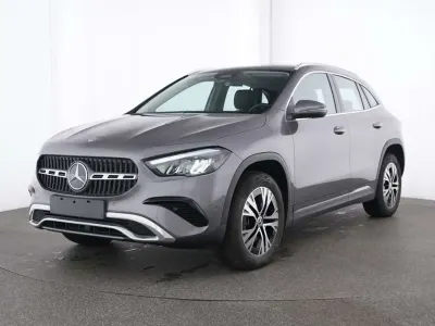 Gebraucht Mercedes GLA250 Advanced 218 PS (160 kW) 2025 Metalliclack mountaingrau SUV