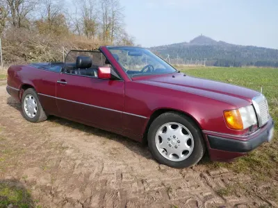 Gebraucht Mercedes 300 162 PS (119 kW) 1992 Rot Cabrio
