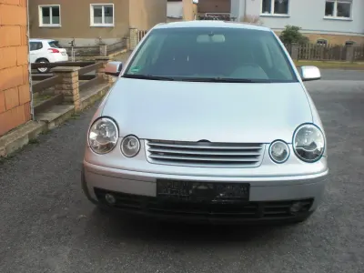 Gebraucht VW Polo 64 PS (47 kW) 2004 Silber Kleinwagen