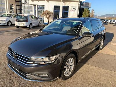 Gebraucht VW Passat Business 150 PS (110 kW) 2023 Grau Kombi