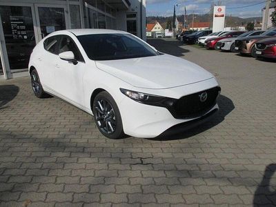 Neu Mazda 3 Center-Line 140 PS (102 kW) 2026 Arctic white Limousine