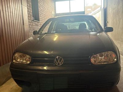 Gebraucht VW Golf IV 2002 Schwarz Kleinwagen