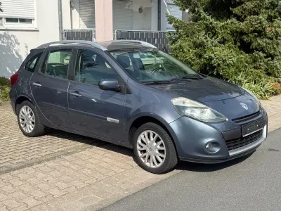 Gebraucht Renault Clio Luxe 101 PS (74 kW) 2009 Blau Limousine
