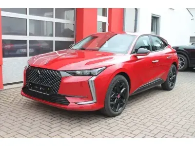 Gebraucht DS Automobiles DS4 131 PS (96 kW) 2023 Rot SUV