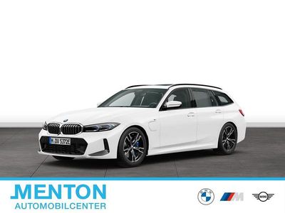 Gebraucht BMW 330e M Sport 292 PS (214 kW) 2025 Weiß Kombi