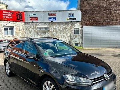 Usata VW Golf VII 150 CV (110 kW) 2015 Nero Station wagon